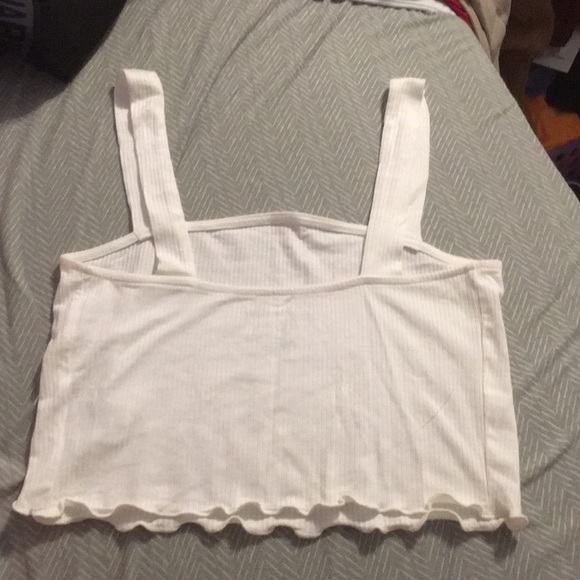 American Eagle Crop Top - Picture 3 of 8